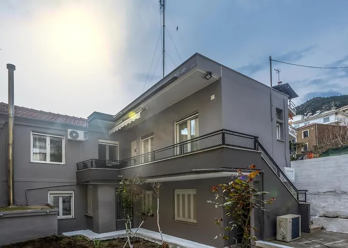 House & Garden